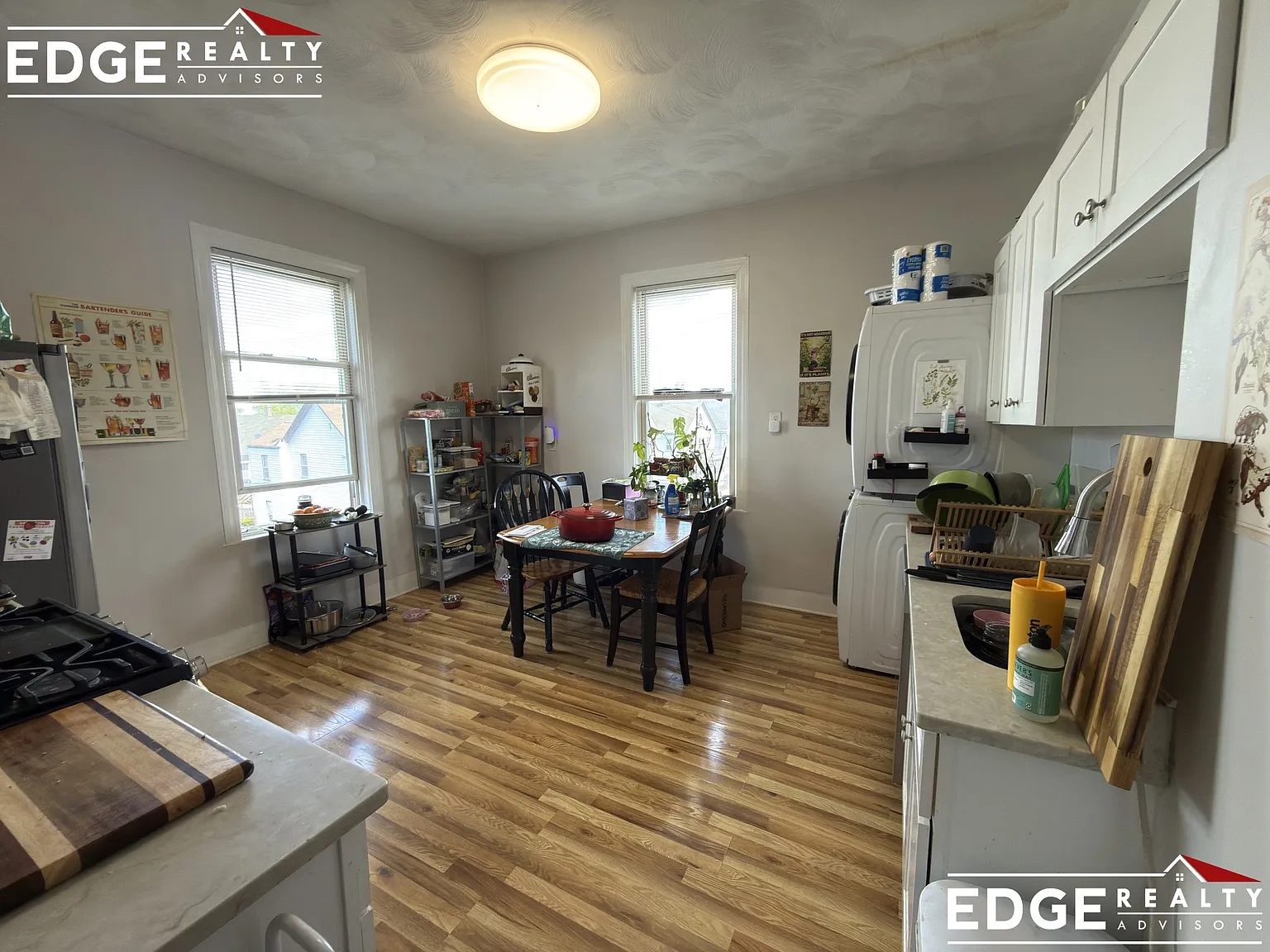 3 bed, 1.0 bath, $3,100 — Photo 3