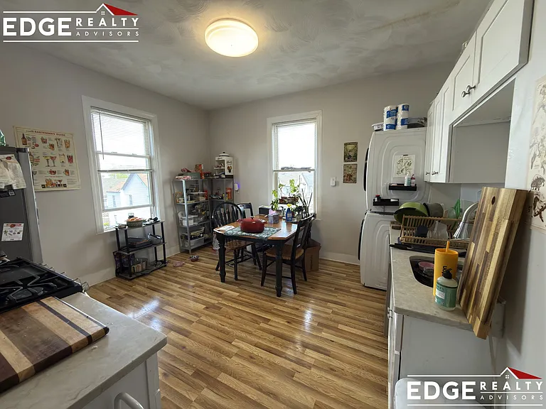 39 Union St #2 — Photo 3
