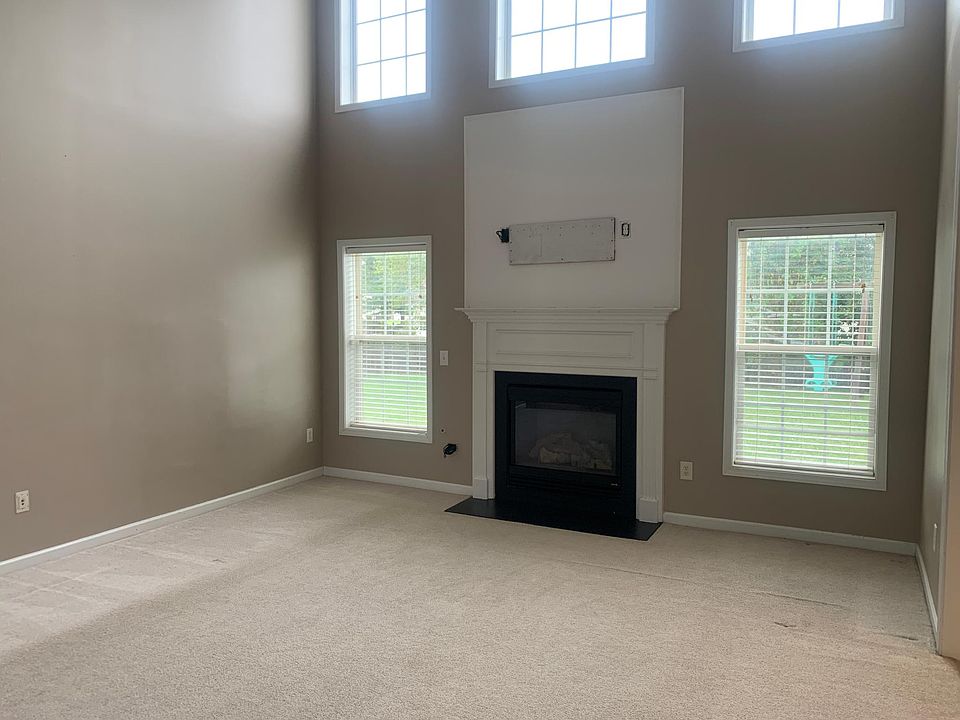 1st image of 659 Flintrock Dr