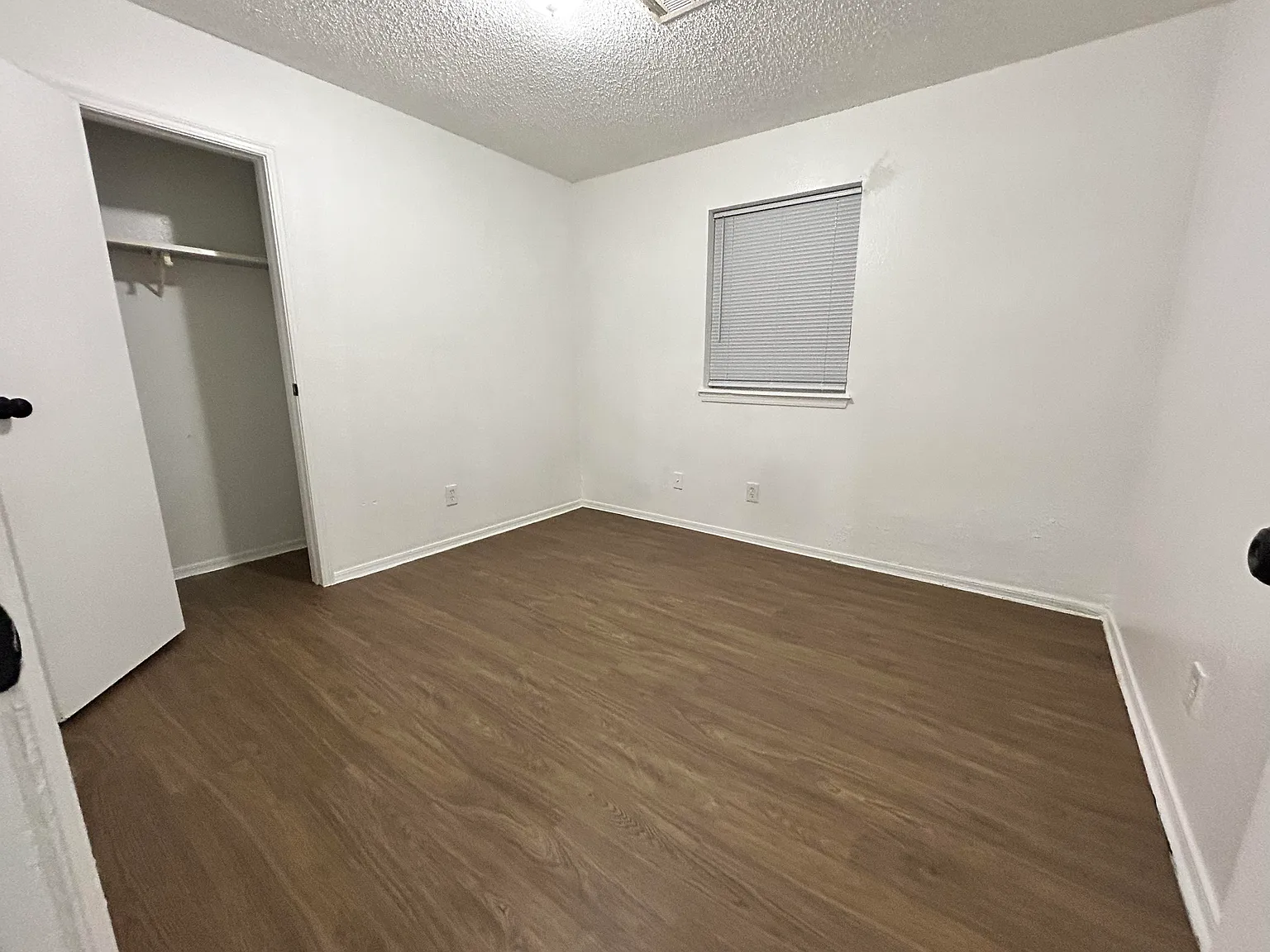 5 bed, 1650 sqft, $1,900 — Photo 3