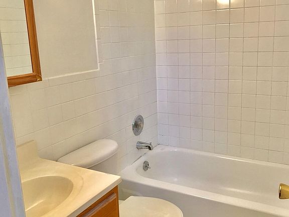 3rd image of 2107 Sidney St APT D