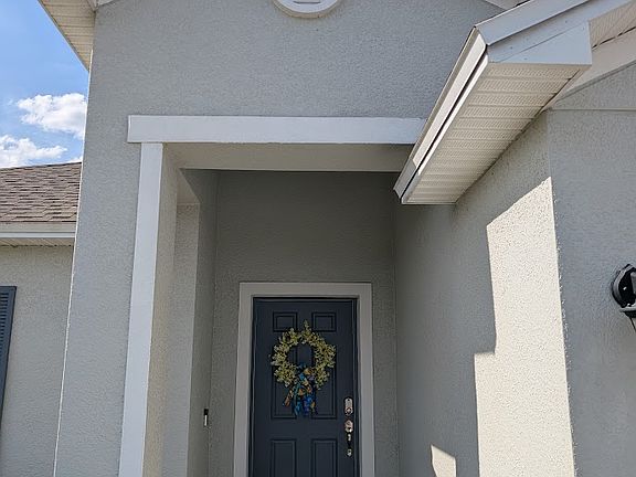 2nd image of 819 Channing St