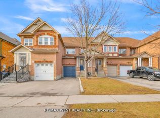 3865 Allcroft Rd, Mississauga, ON L5N7E3