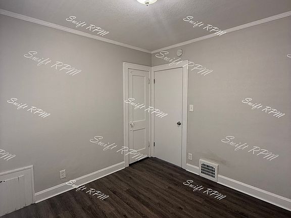 5th image of 3811 Monroe Ave