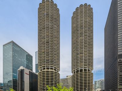 300 N State St APT 4512, Chicago, IL, 60654