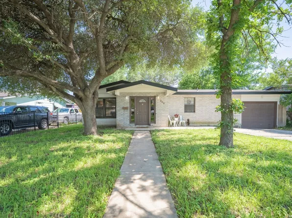 226 EDGE AVE, San Antonio, TX 78223