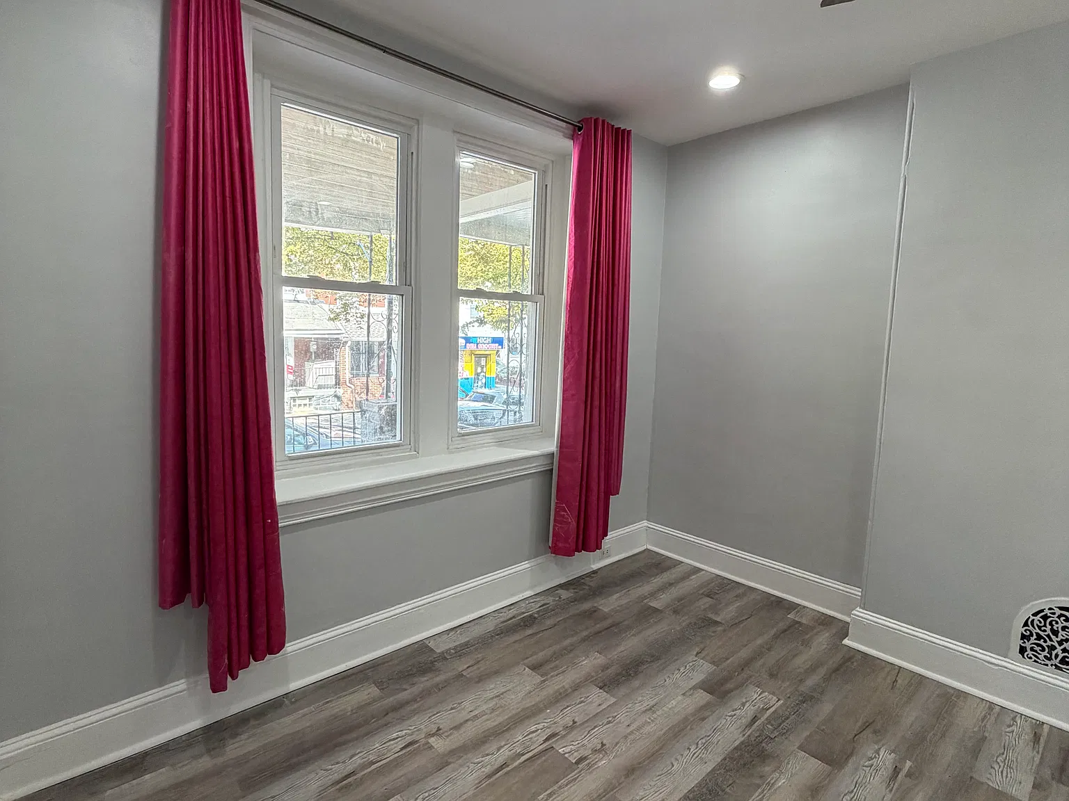 4 bed, 1544 sqft, $2,200 — Photo 2
