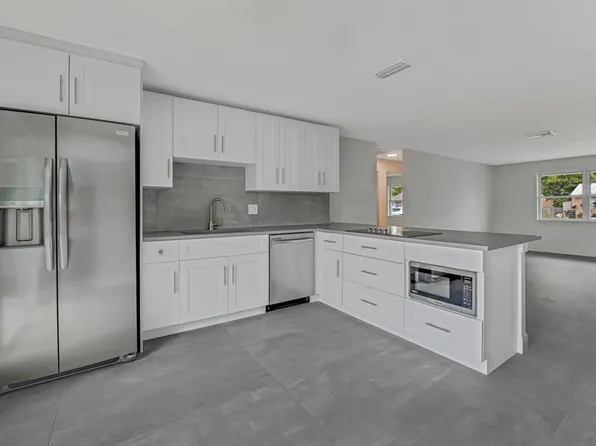 4806 Gladiator Circle, Greenacres, FL 33463