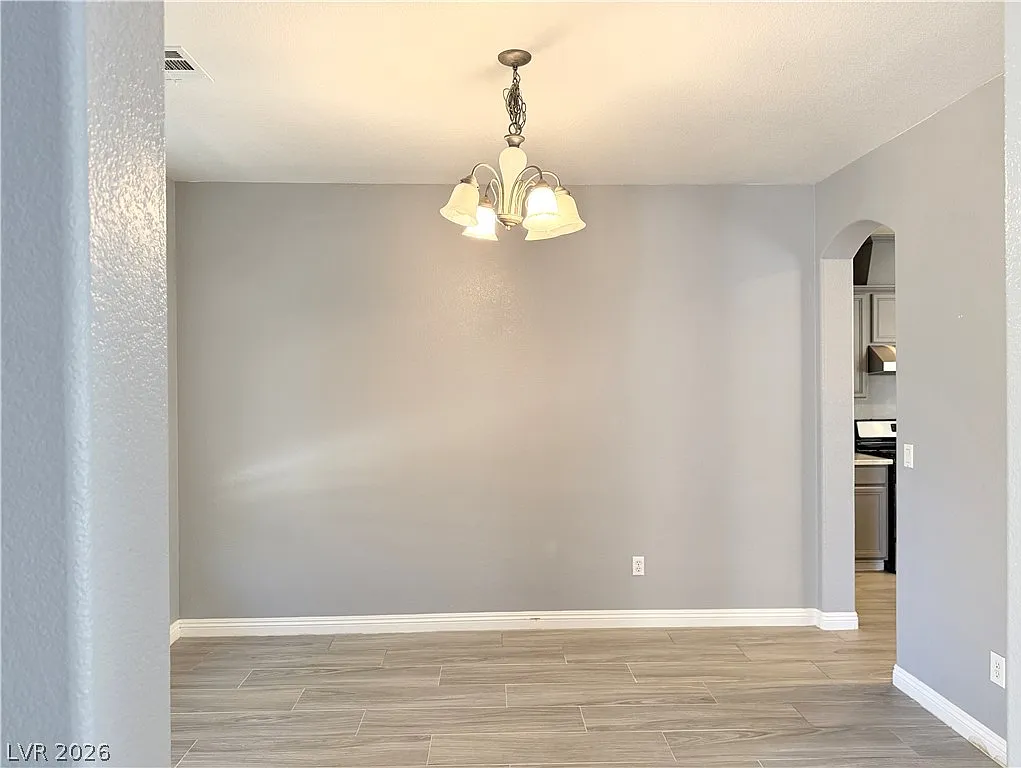 5 bed, 4.5 bath, 3145 sqft, $2,610 — Photo 4