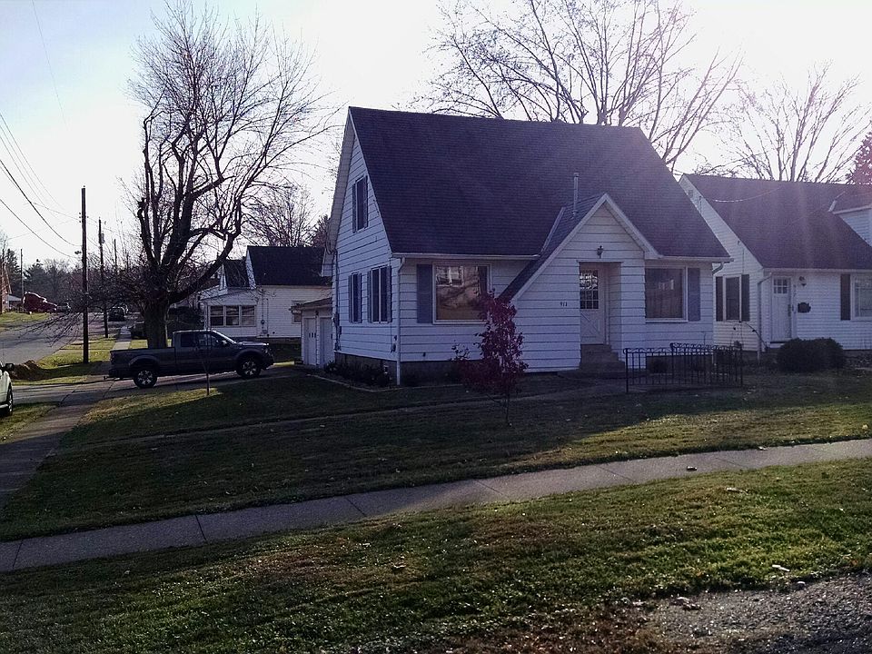 1st image of 911 W Main St