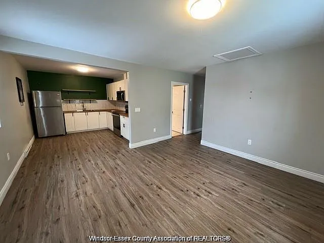 746 Dougall Ave #UPPER — Photo 9