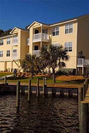 1st image of 2421 Beachview Dr APT E3
