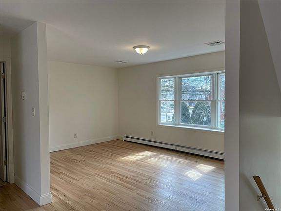 3rd image of 420 N Corona Ave Unit 2