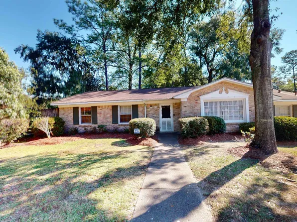 816 Overbey Dr, Mobile, AL 36608