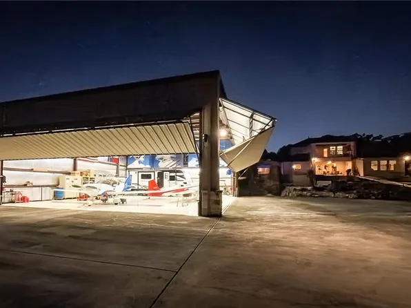 28 Boerne Stage Airfield, Boerne, TX 78006