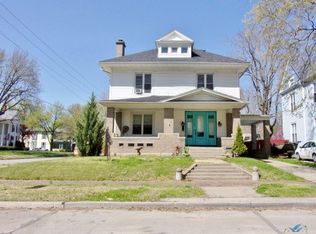 724 W 6th St, Sedalia, MO 65301