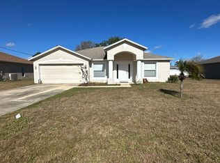 20 Red Barn Dr, Palm Coast, FL 32164