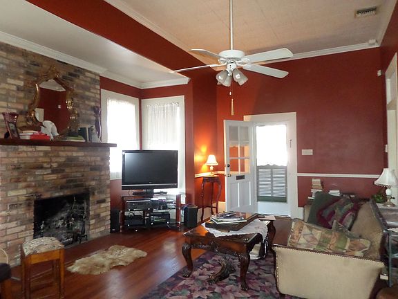 5th image of 1318 Louisiana Ave