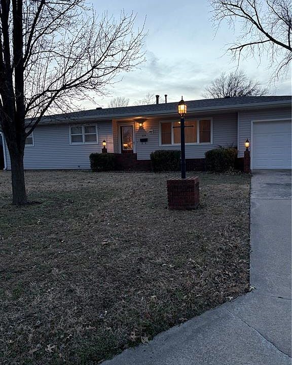 1st image of 719 S Larson Ave