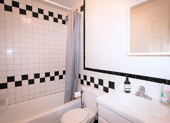 Rented by R New York | media 34