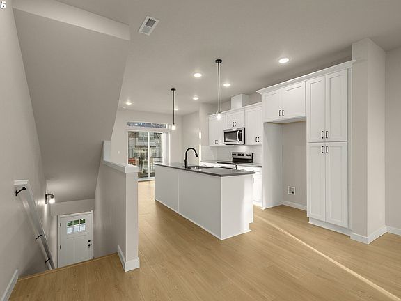4th image of 3382 SE Hammock Ln