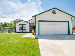 4113 W Grand Ronde Ave, Kennewick, WA 99336