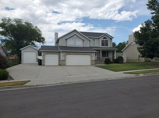 943 E Dupler Rd, Sandy, UT 84094