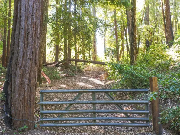 2000 Eureka Canyon Rd, Watsonville, CA 95076