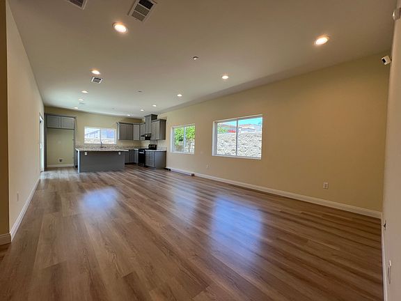Living room to the Kitchen