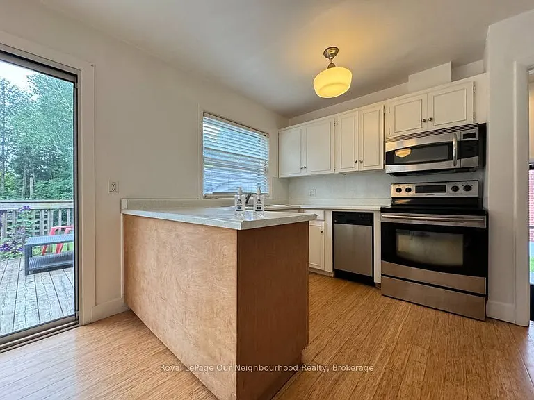 73 Eugenia St #MAIN — Photo 12