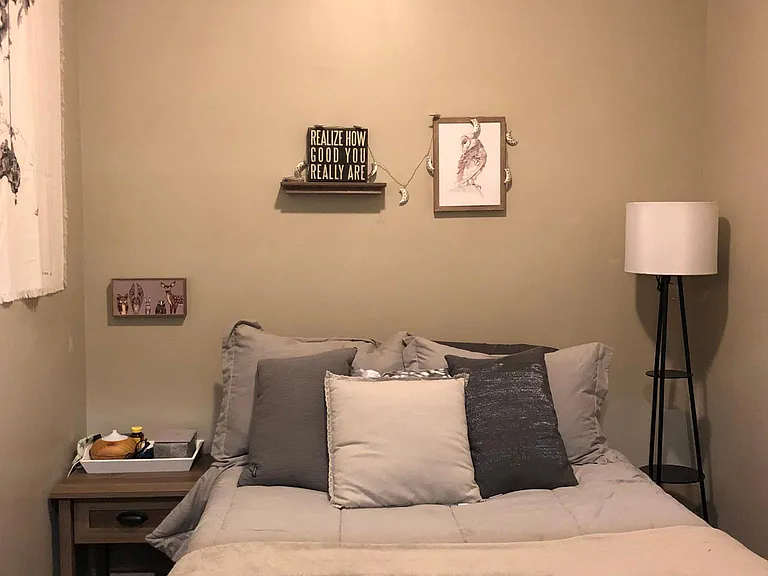209 E Broadway St #5 — Photo 6