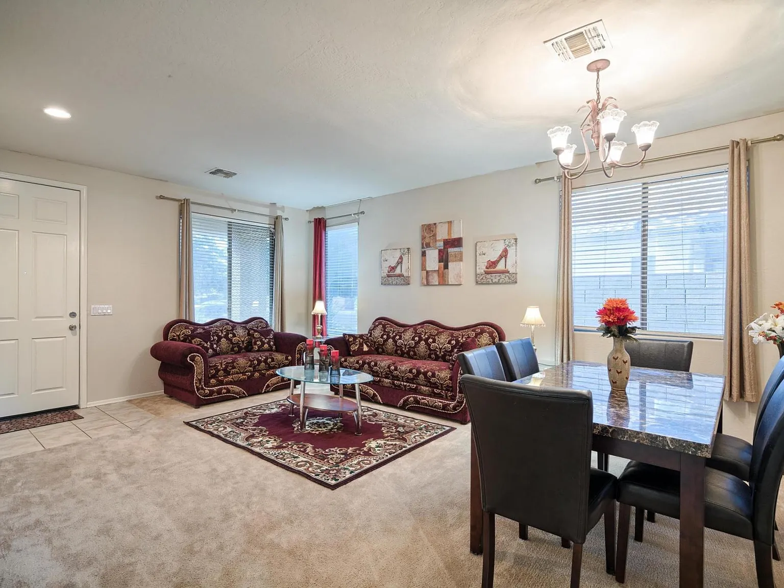 4 bed, 2166 sqft, $2,100 — Photo 3