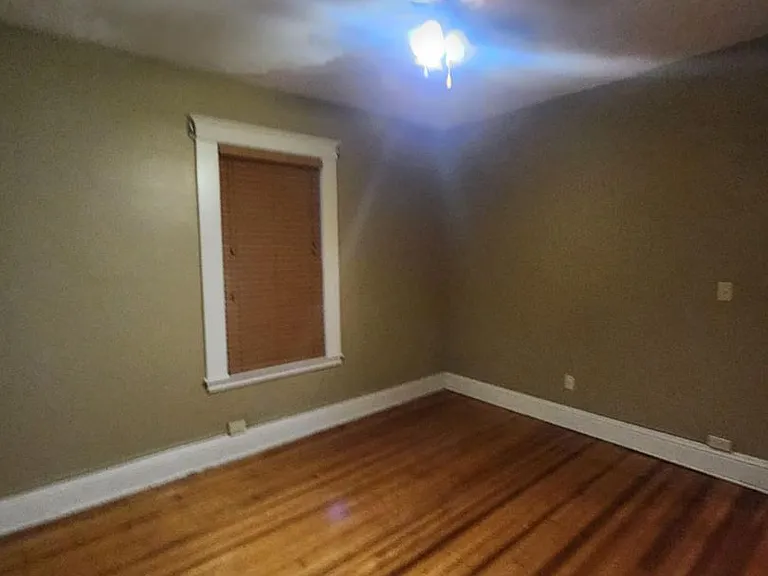 566 S 26th Ave — Photo 14