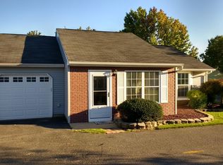 50 Edgeware Close #1000, Freehold, NJ 07728