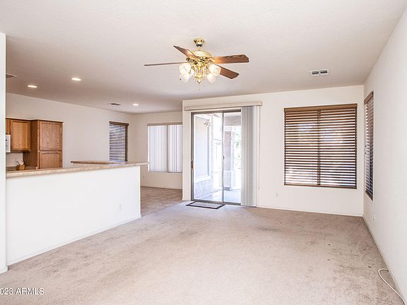 3rd image of 70 E Mill Reef Drive