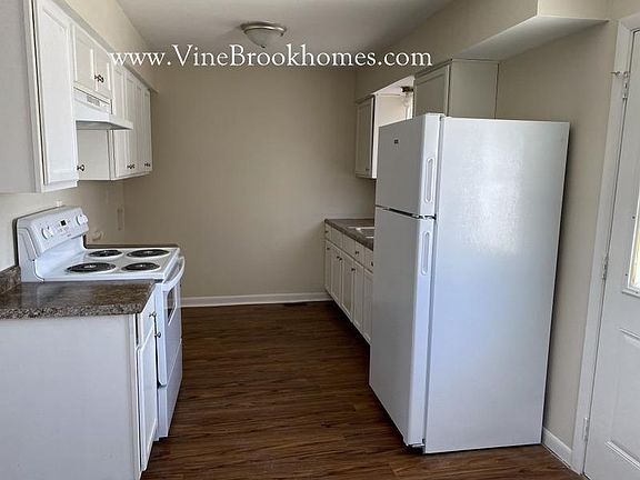 5th image of 2738 S Randolph St