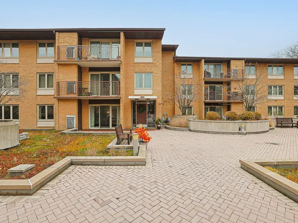 2420 W Talcott Rd APT 109, Park Ridge, IL 60068