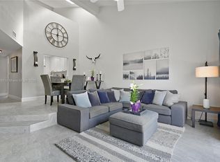 2055 SW 81st Way, Davie, FL 33324