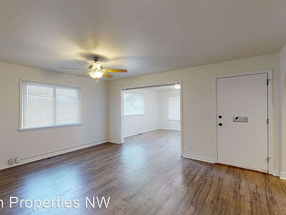 4th image of 2022 S 113th St #10227749