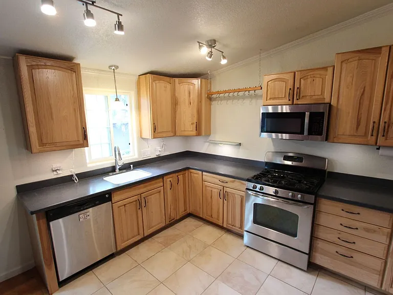 95 E Camille Dr — Photo 7