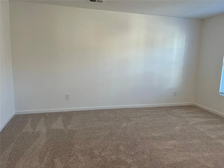 1391 Ben Park Way — Photo 11