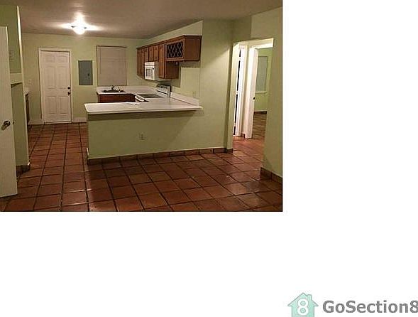 2nd image of 1533 NE 131st Ln
