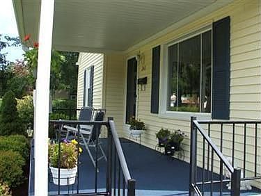 3rd image of 241 N Main St