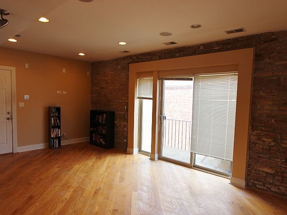3rd image of 5653 N Magnolia Ave #Ig3e