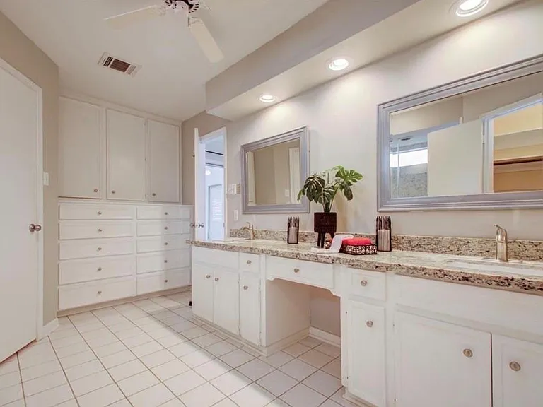13914 Swiss Hill Dr — Photo 13