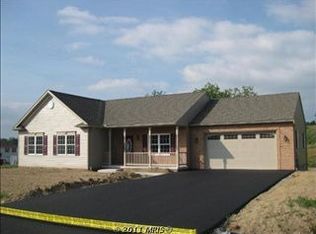 11053 Ridge Crest Dr, Waynesboro, PA 17268