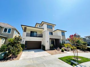 52 Ray, Irvine, CA 92618
