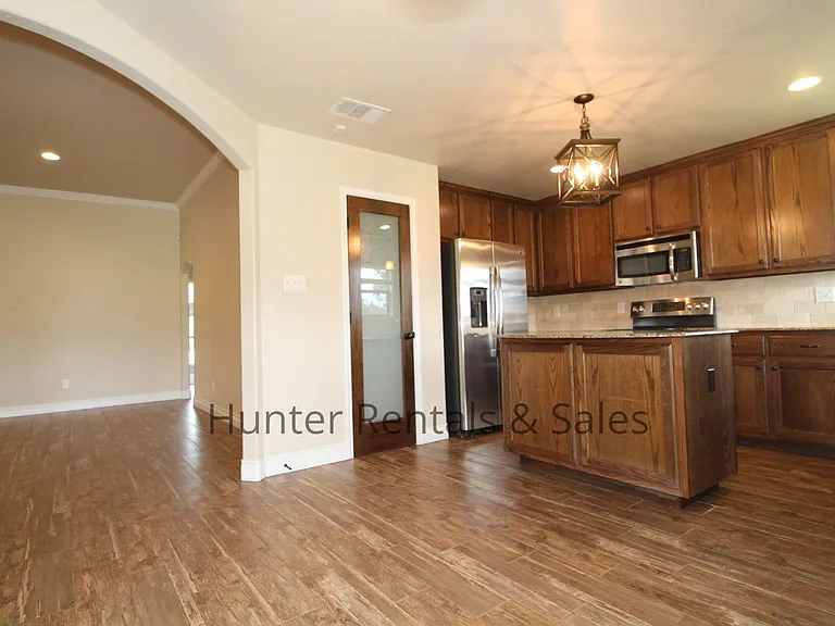 1104 Wren Cir — Photo 7