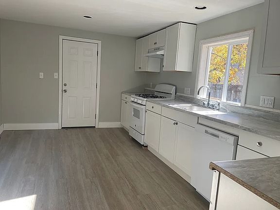2nd image of 22 Legion Pkwy