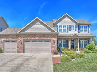 2003 Savanna Dr, Champaign, IL 61822